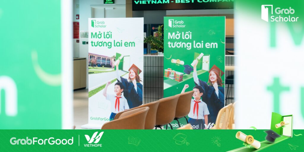 Buổi lễ được tổ chức trong không khí gần gũi và thân mật tại văn phòng Grab Việt Nam.